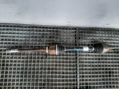 Planetara dreapta fata renault laguna 3 2.0 dci 8200618168