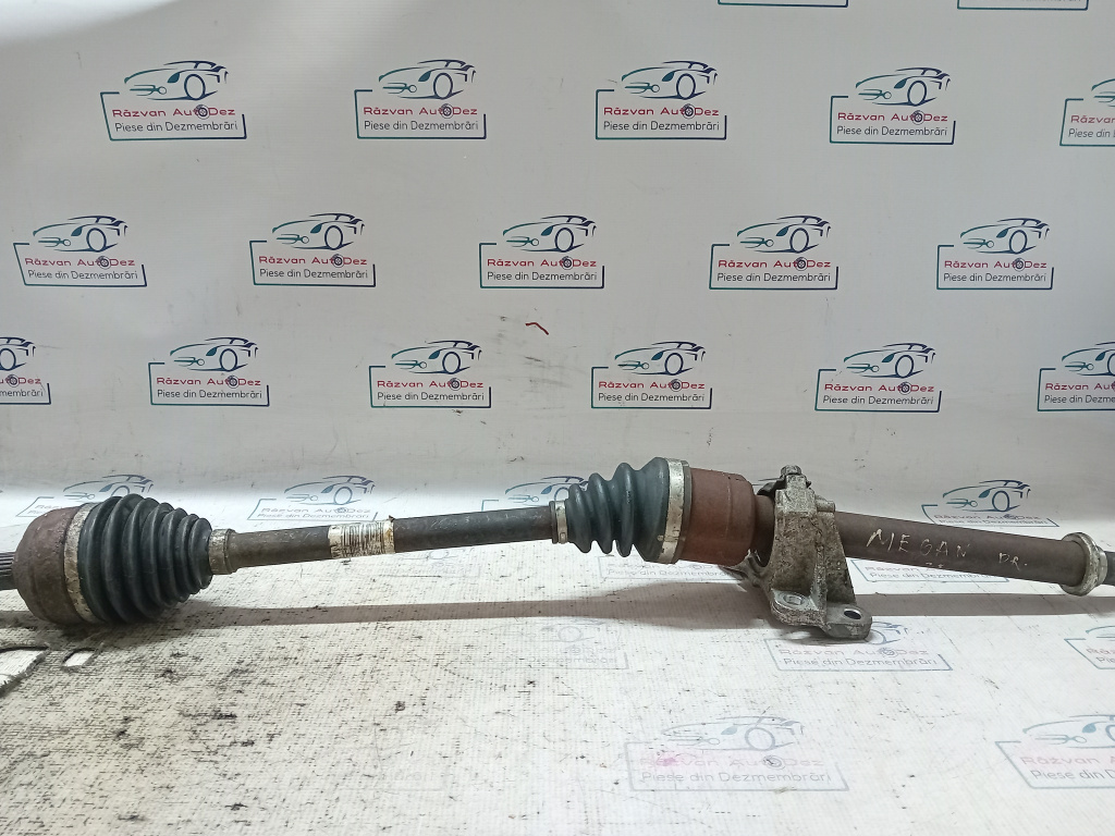 Planetara dreapta fata Renault Megane 3 2010, 820072500