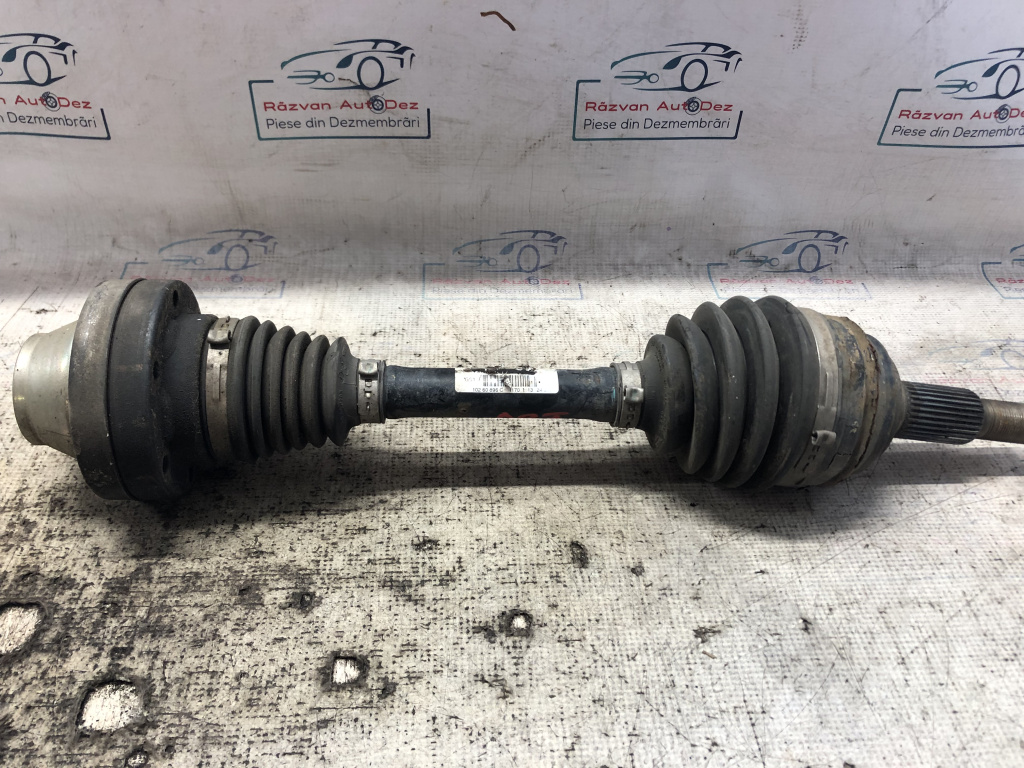 Planetara dreapta fata Volkswagen Touareg 2011, 7P0407271C