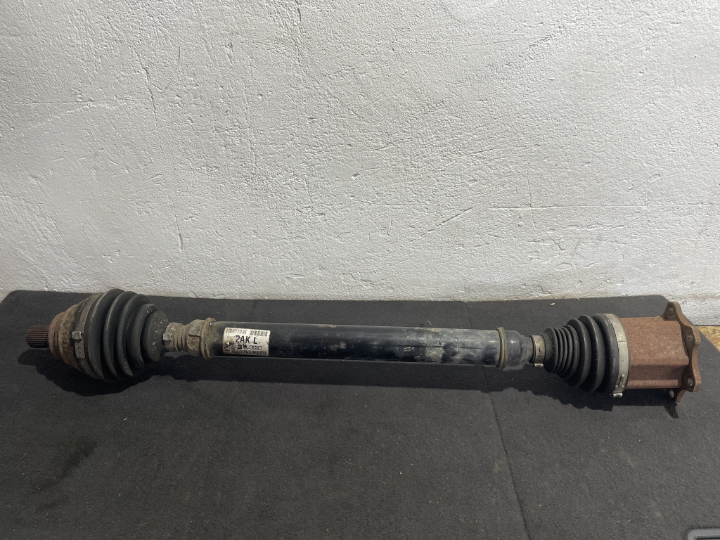 Planetara dreapta fata VW Passat B6 2.0 TDI BMR sedan 2007 (3C0407272AK)