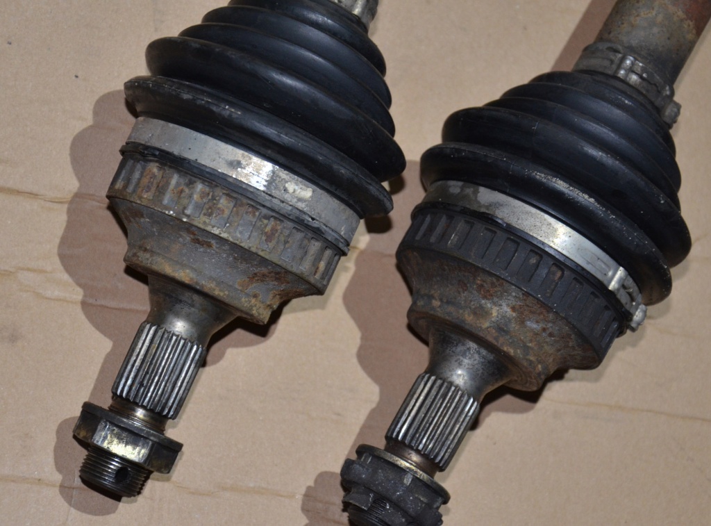 Planetara dreapta lunga Peugeot 306 2.0 hdi