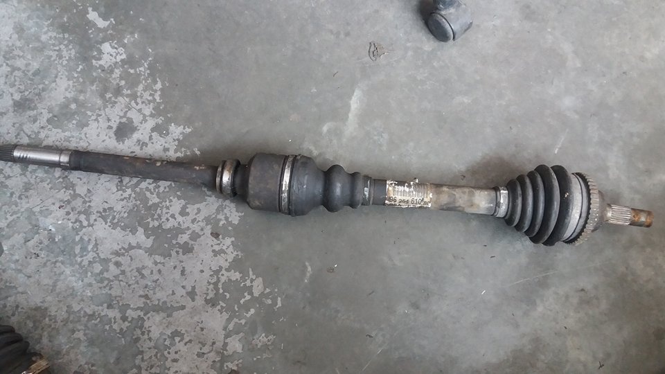 Planetara dreapta peugeot 206 2.0 hdi 9625461080