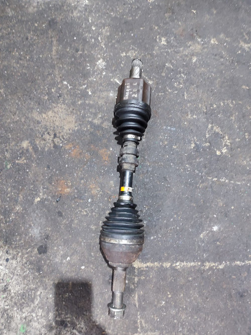 Planetara dreapta Renault Clio 3 1.5 DCI 8200499586