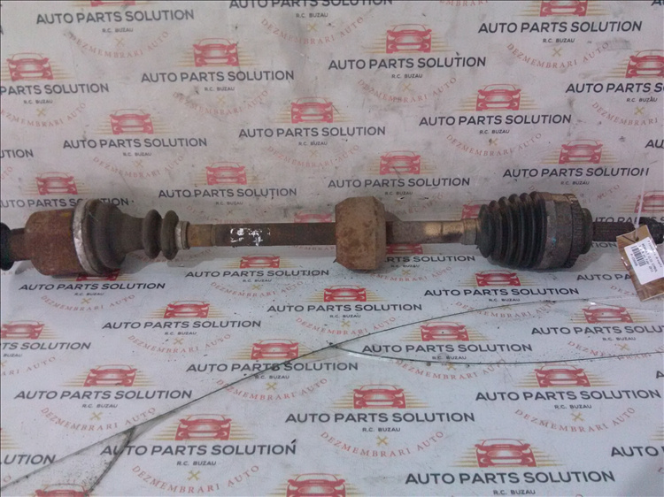 Planetara dreapta RENAULT CLIO SIMBOL 1.2 B an fabr 2011