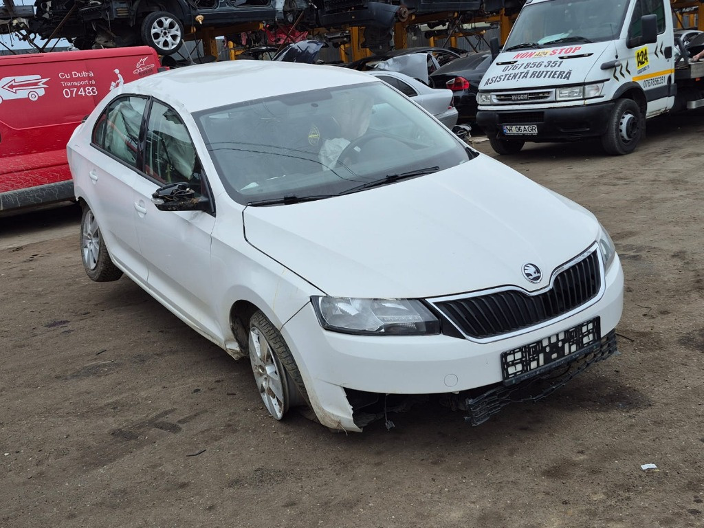 Planetara dreapta Skoda Rapid 2019 hatchback 1.0 tsi DKLD