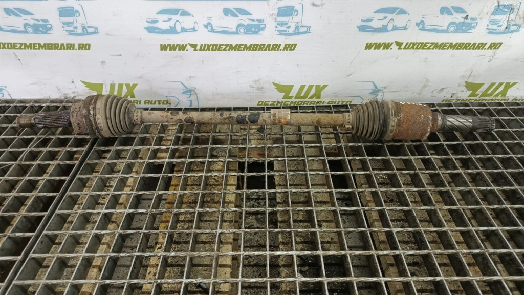 Planetara dreapta spate 2.0 tdci ufma Cv61-4k138-aa Ford Kuga 2 [2013 - 2020] 2.0 tdci UFMA