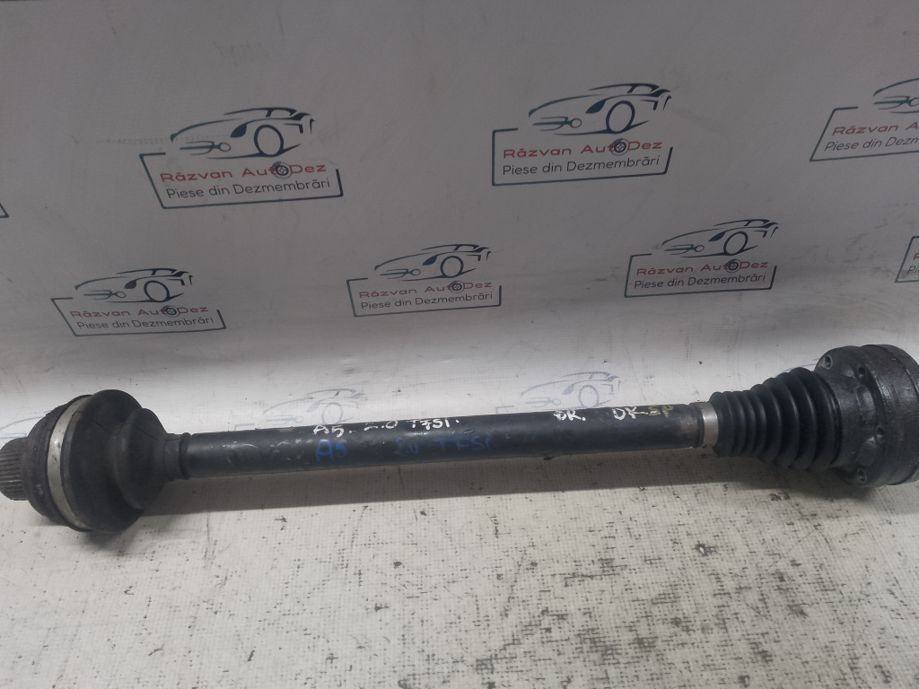 Planetara dreapta spate Audi A5 2.0 Benzina 2012, 8K0501203