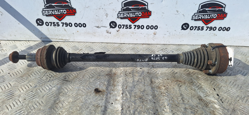 Planetara dreapta spate Audi Q3 (2011-2017) [8U] 2.0 Motorina 2015, 1K0501204F