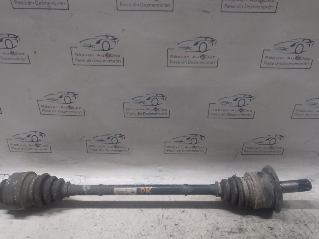 Planetara dreapta spate BMW F30 2.0 Motorina 2013, 7597682 / AUTOMAT