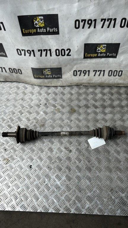 Planetara dreapta spate BMW Seria 5 F10 2.0 D cod motor N47D20D an 2012 cod 7581018AI01