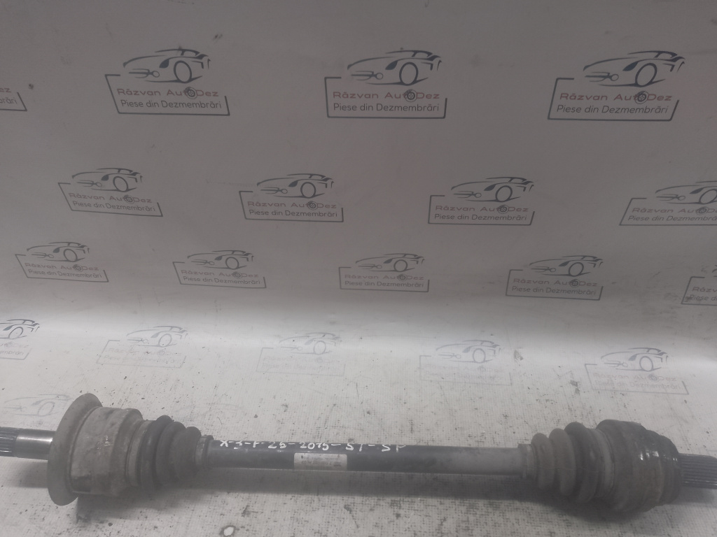 Planetara dreapta spate BMW X3 F25 2015, 7598037