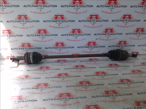 Planetara dreapta spate HYUNDAI IX35 2.0 D an fabr. 2012