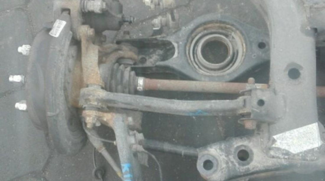 Planetara dreapta spate Hyundai ix35 (2010->)