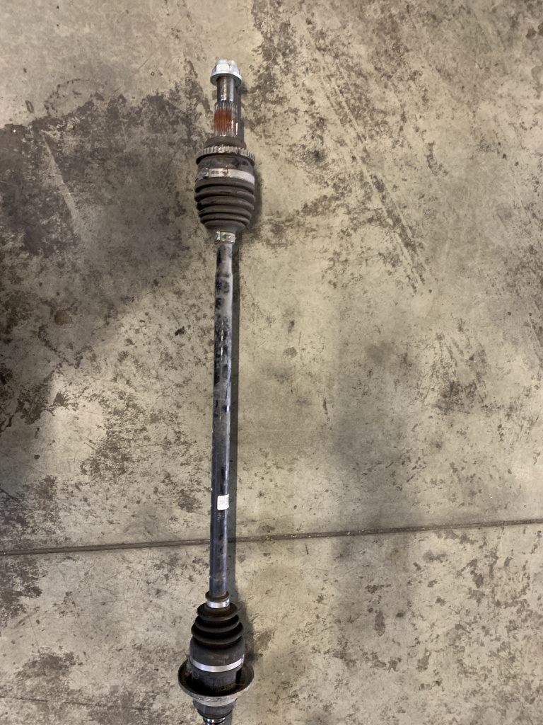 Planetara dreapta spate Mazda CX-5 2.2 Motorina 2019, RTA62550X