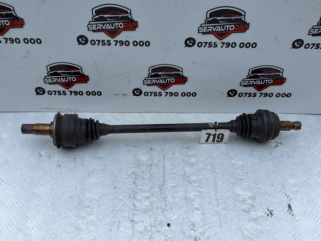 Planetara dreapta spate Mercedes-Benz C-Class (2014->) [W205] 1.6 Motorina 2016, -