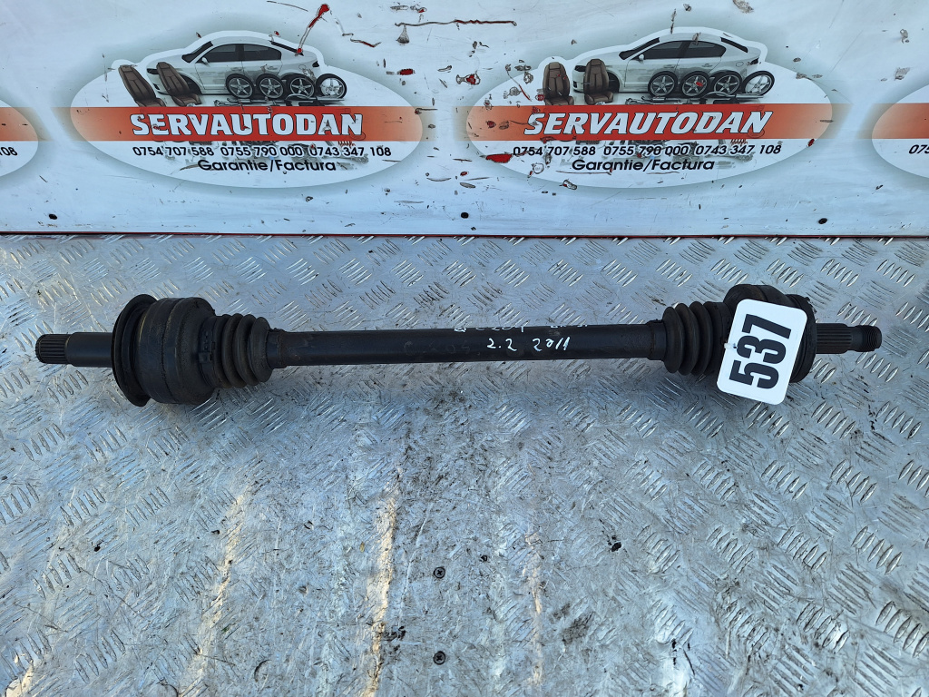 Planetara dreapta spate Mercedes-Benz C-Class (2007->) [W204] 2.2 Motorina 2011