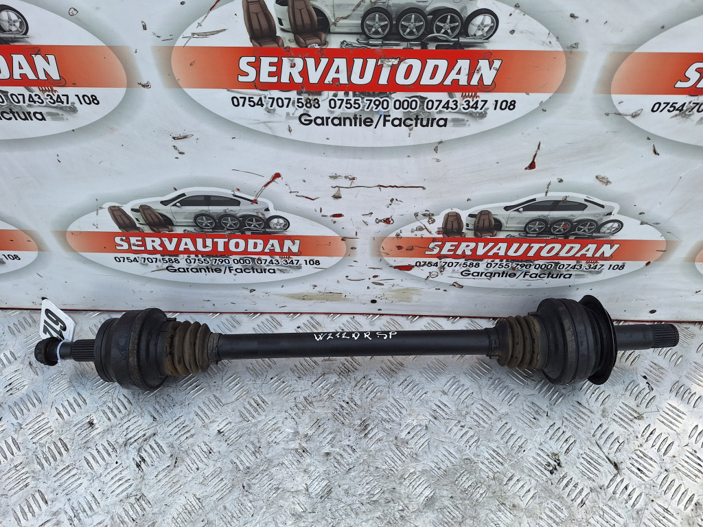 Planetara dreapta spate Mercedes-Benz E-Class (2009->) [W212] 2.2 Motorina 2012
