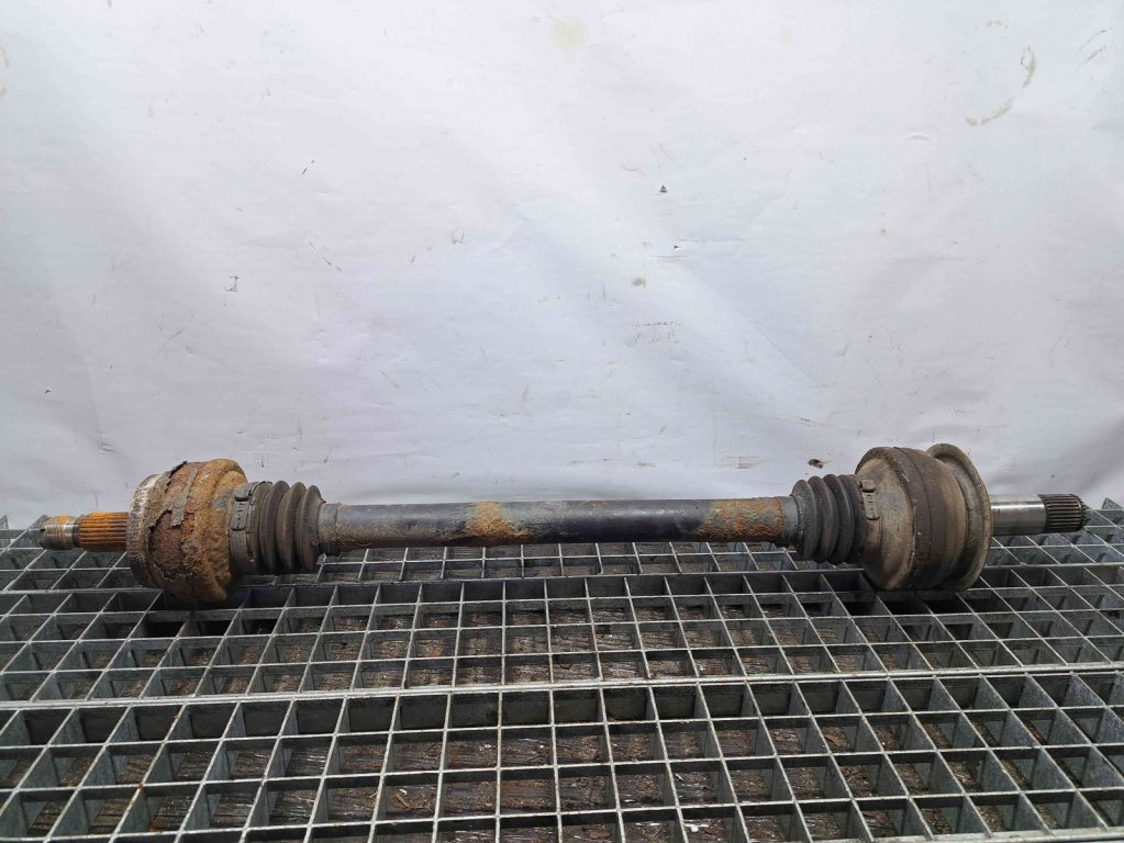 Planetara dreapta spate Mercedes Clasa C (W204) [Fabr 2007-2014] OEM 3.0 CDI 642830 3.0 CDI 642830 165KW / 224CP