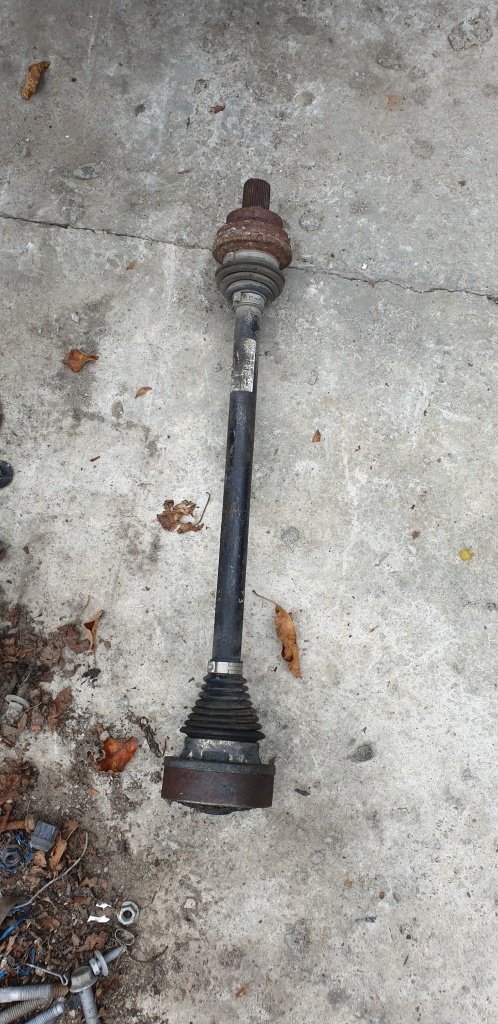 Planetara dreapta spate Skoda Superb 2 4x4 cod 1K0501204D