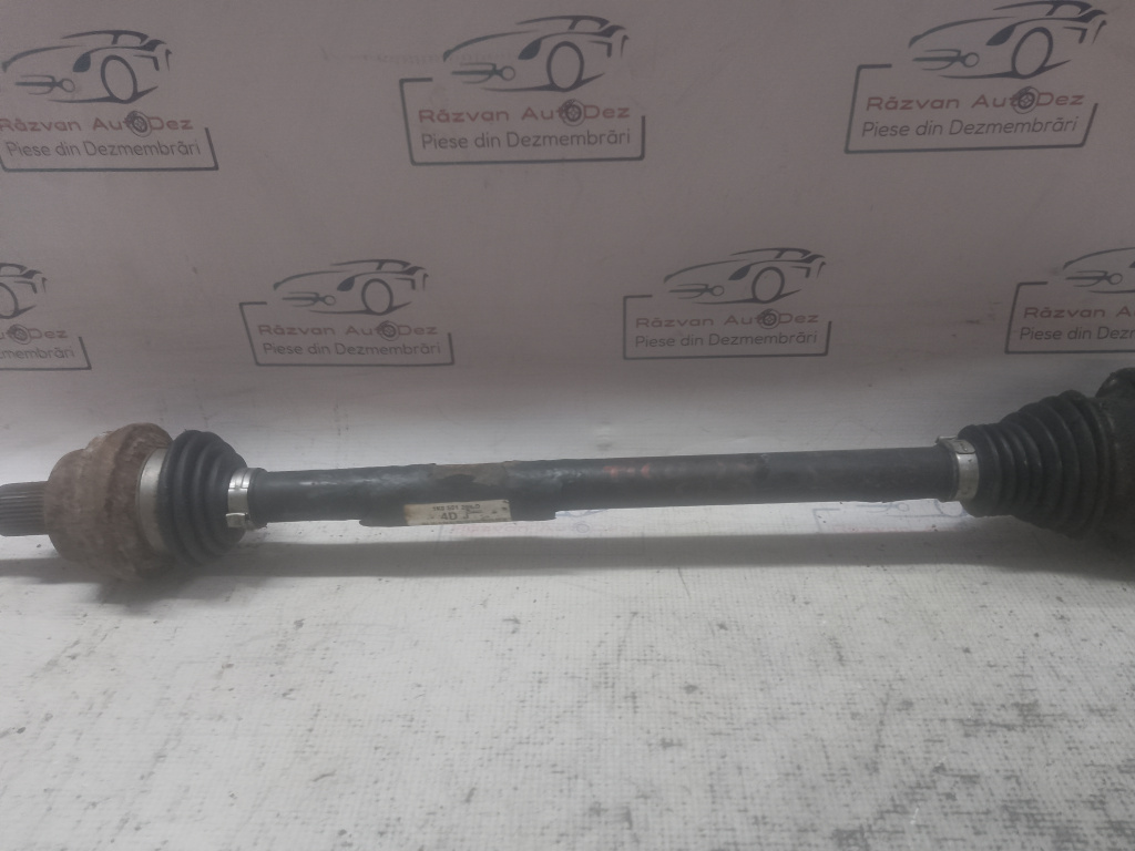 Planetara dreapta spate Volkswagen Tiguan 2008, 1K0501204D