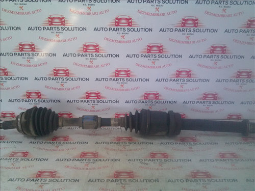 Planetara dreapta TOYOTA AVENSIS 2.2D an fabr. 2008