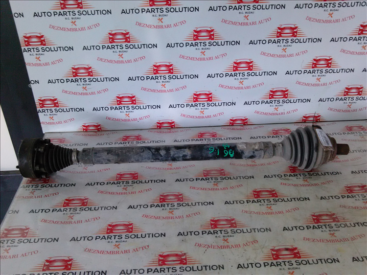 Planetara dreapta VOLKSWAGEN PASSAT B6 1.6 tdi an fabr. 2010