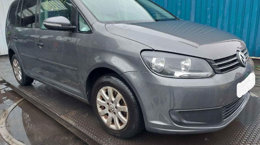 Planetara dreapta Volkswagen Touran 2010 VAN 1.6 TDI