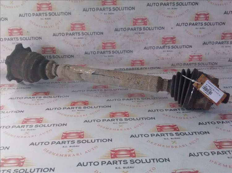 Planetara dreapta VW PASSAT B5 2.0 B an fabr. 2003