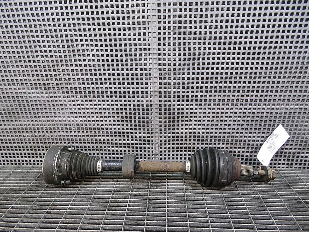 PLANETARA FATA STANGA VW PASSAT 1.9 TDI - (2005 2010)