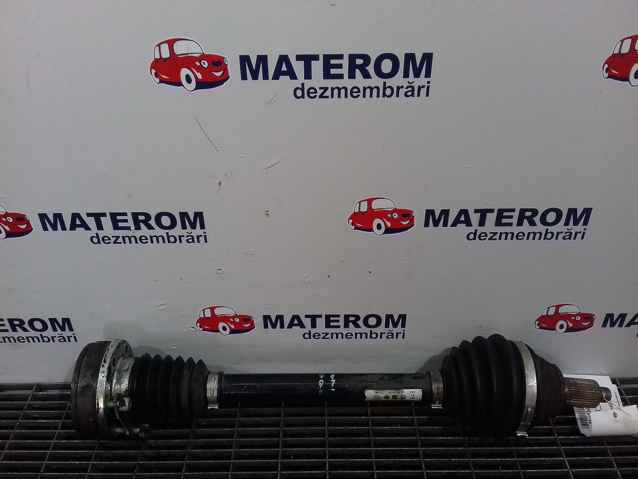 PLANETARA FATA STANGA VW POLO 1.2 INJ - 