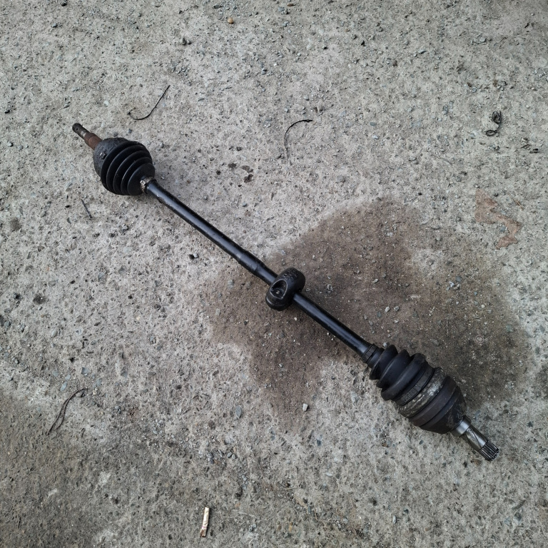 Planetara Opel VECTRA B 1995 - 2002 Benzina 90345860, 26039984, 260399841