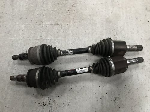 Planetara stanga dreapta fata Opel Astra J GTC 2.0 DTI 2010 2011 2012 2013
