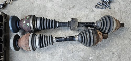 Planetara stanga / dreapta fata Vw Tiguan 5N 1.4 TSI CAV 4x4 2009 2010 2011 2012