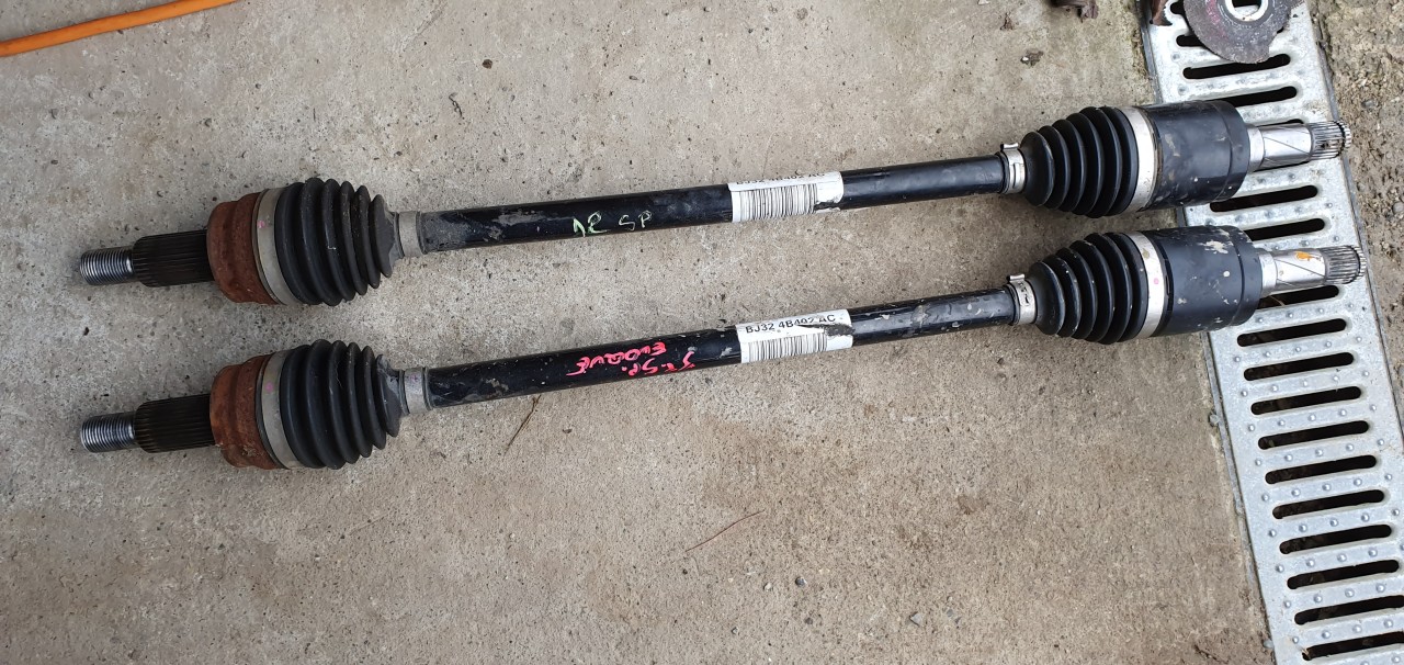 Planetara stanga dreapta spate Range Rover Evoque 2012 2013 2014 2015 2016 2017