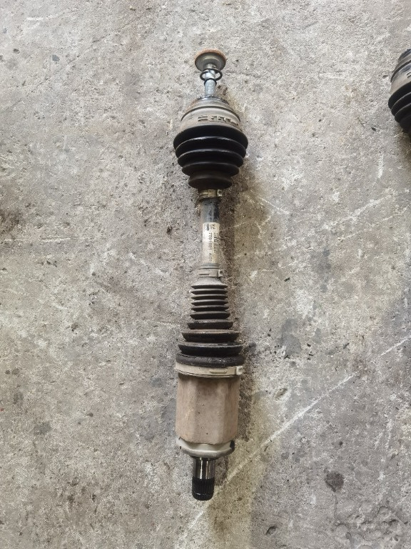 Planetara stanga fata bmw X1 2.0 d 7591681