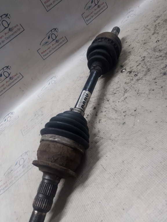 Planetara stanga fata Opel Astra J 2011, 13396741