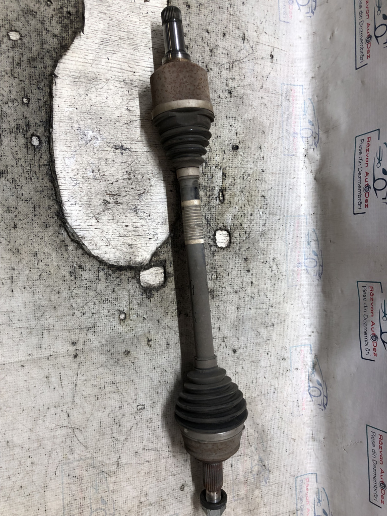 Planetara stanga fata Peugeot 5008 1.5 Motorina 2020, 9811176880