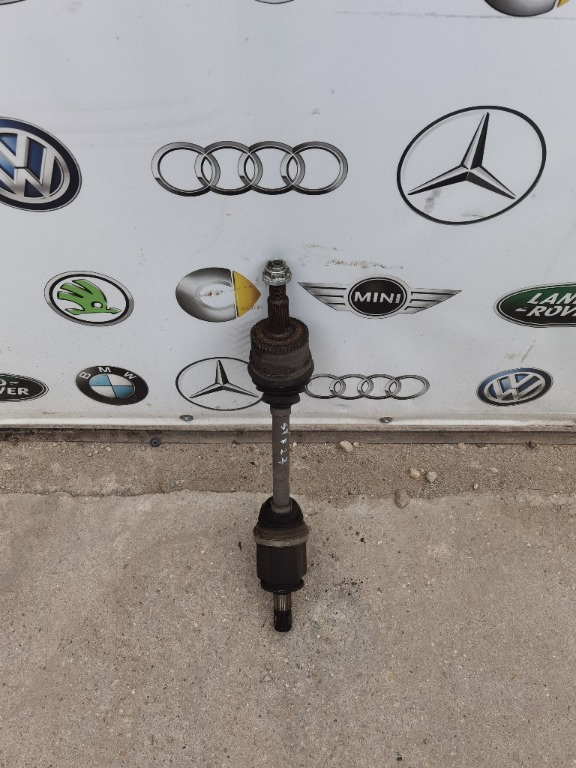 Planetara stanga fata range rover sport 
