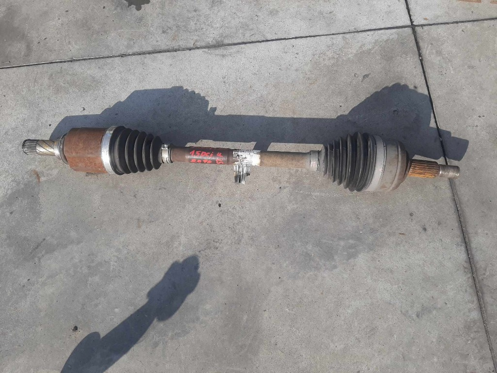 Planetara stanga fata renault scenic 3 megane 3 1.5 dci dupa 2008 8200847584