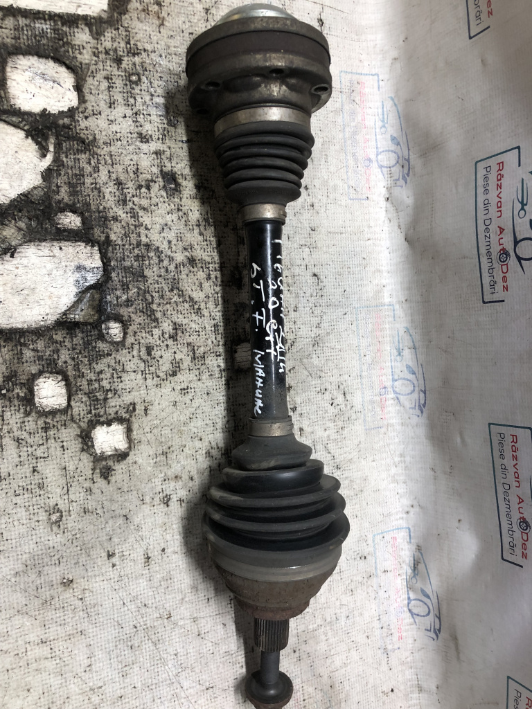 Planetara stanga fata Volkswagen Tiguan 2.0 2014, 5N0407763D