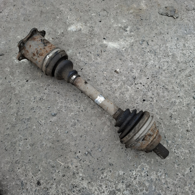 Planetara Stanga Fata Vw Passat B6 2005-2010 2.0 Tdi 16V Bkp Motorina T78315
