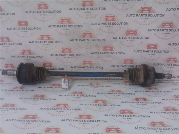 Planetara stanga M E CLASS 2.2 D an fabr. 2011