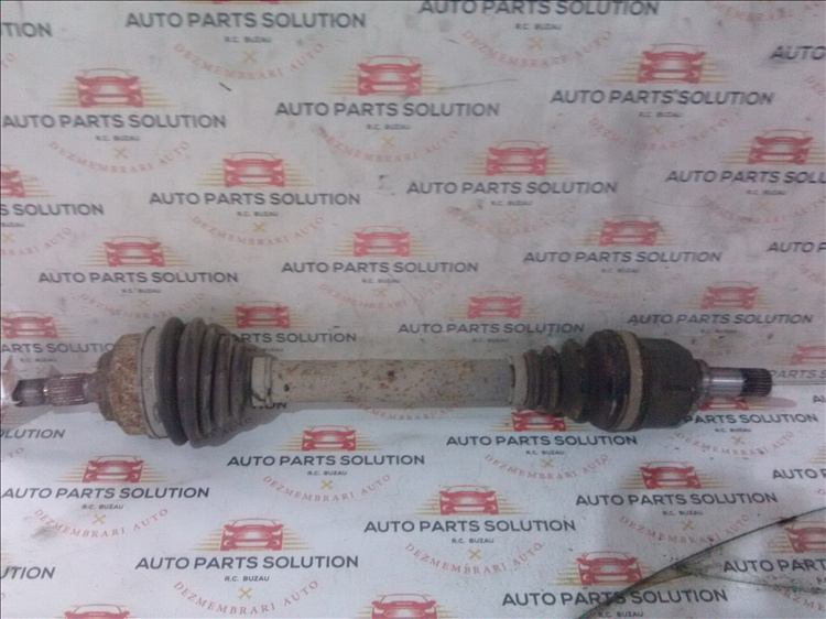 Planetara stanga PEUGETOT 308 1.6 HDI an fabr. 2008