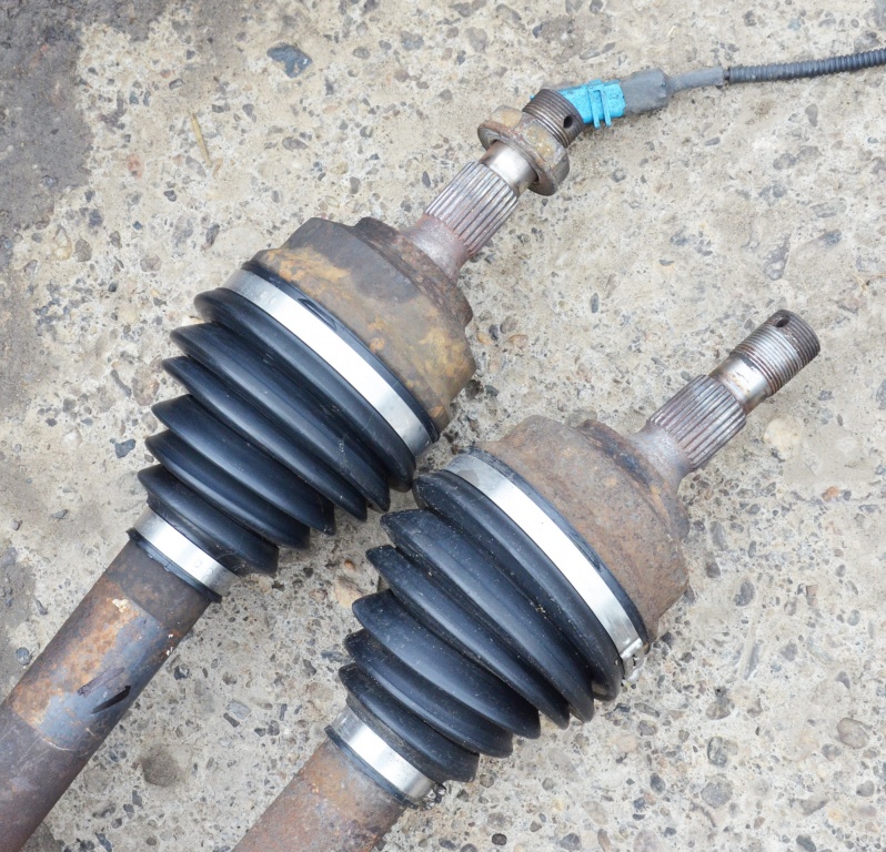 Planetara stanga scurta Citroen C5 2.0 hdi 80kw 110cp RHZ