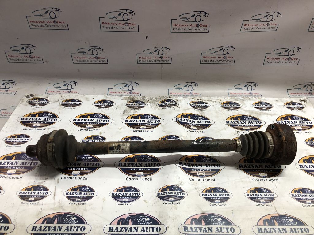 Planetara stanga spate Audi A8 2009, 4E0501203E