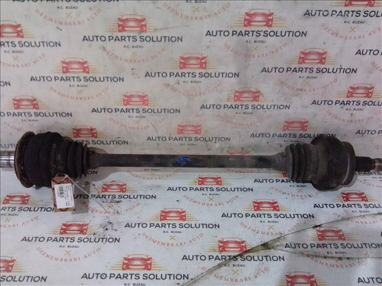 Planetara stanga spate MERCEDES-BENZ C CLASS 2.2 CDI an fabr. 2009