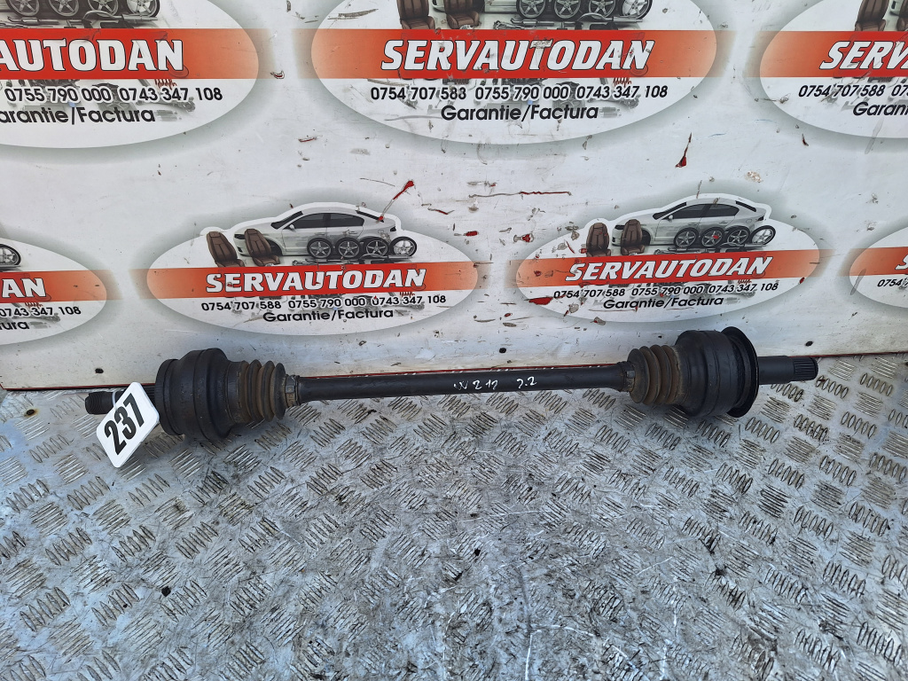 Planetara stanga spate Mercedes-Benz E-Class (2009->) [W212] 2.2 Motorina 2012