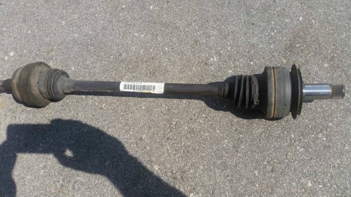 Planetara stanga spate Mercedes E class w211 A2113500356