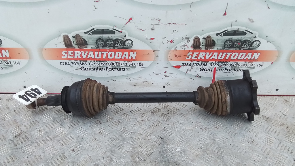 Planetara stanga spate Nissan Pathfinder (2005->) 2.5 Motorina 2008