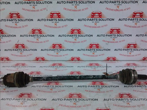 Planetara stanga spate NISSAN QASHQAI 2.0 d an fabr. 2007